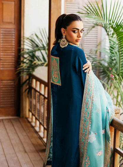 Zainab Cottani - 3-Piece Unstitched Heavy Embroidered Velvet Suit - VL943