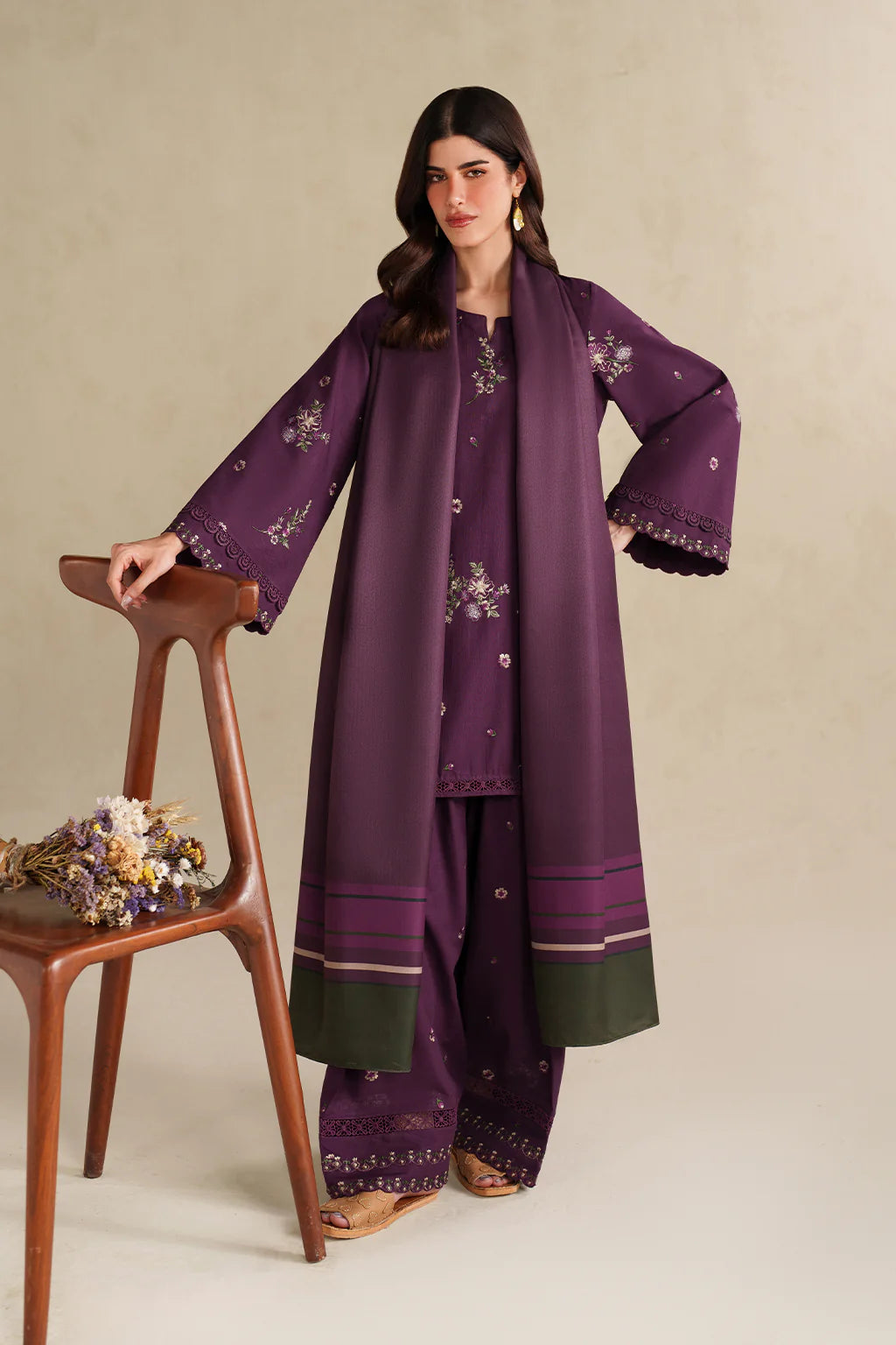 3PC Lawn Embroidered Suit - VL1268