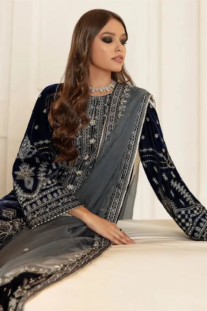 Baroque- Winter 3PC Velvet Embroidered Suit - VL971