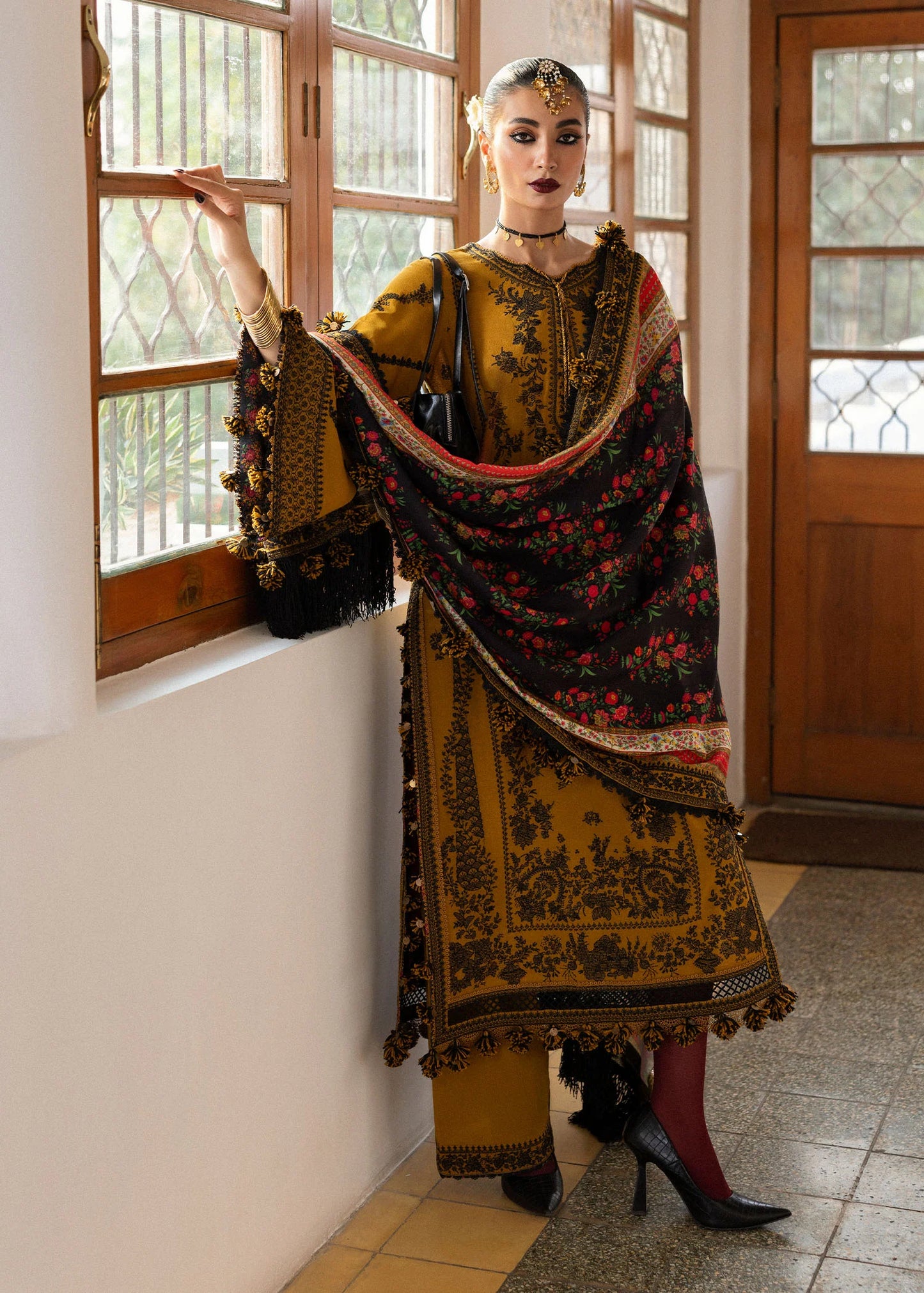 Hussain Rehar -3PC DHANAK EMBROIDERED SHIRT WITH COURTRAI WOOL PRINT SHAWL - Vl1274