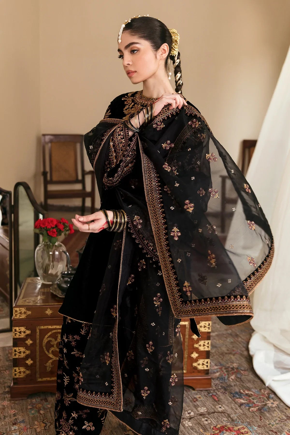 VL621 Embroidered sequence Velvet Dress With Organza sequence embroidered Dupatta