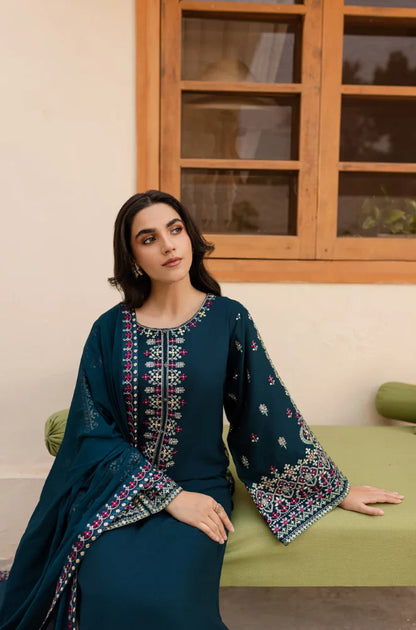 3PC Lawn Embroidered Suit with chiffon embroidered dupatta VL918