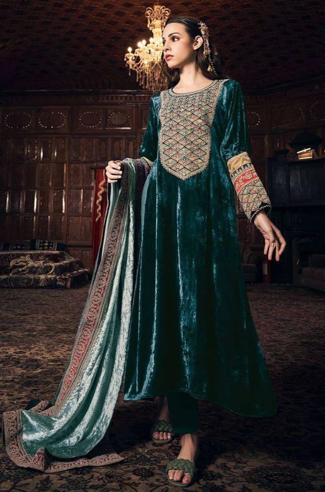 Aiqa Frock style - Winter 3PC Velvet Embroidered Suit - VL942