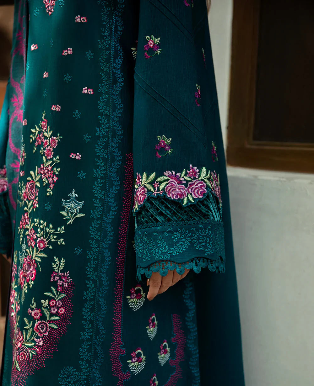 Sobia Nazir - Winter 3PC Dhanak Embroidered Suit - VL1148