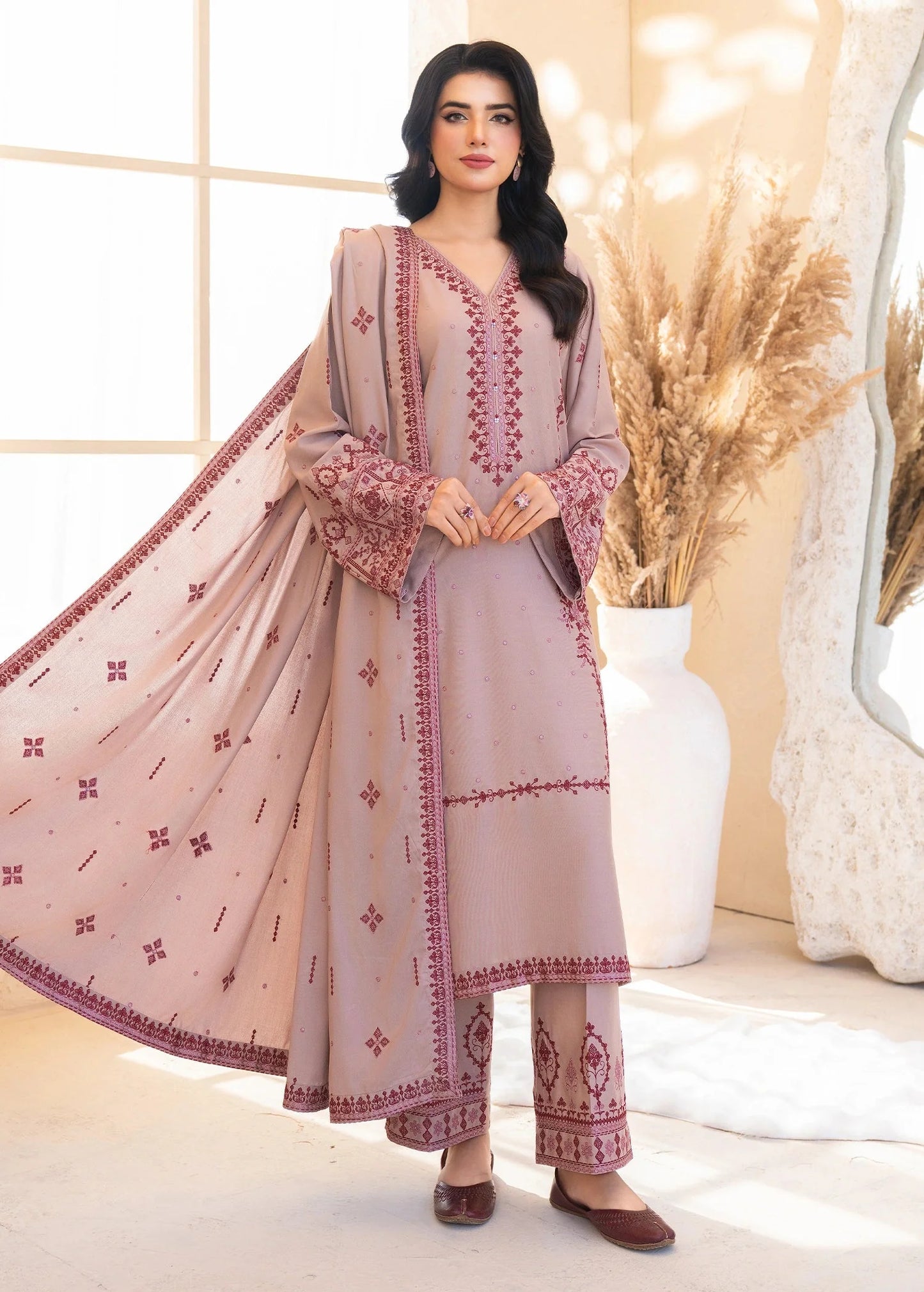 Veezal - Lawn 3PC Embroidered Suit - VL1398