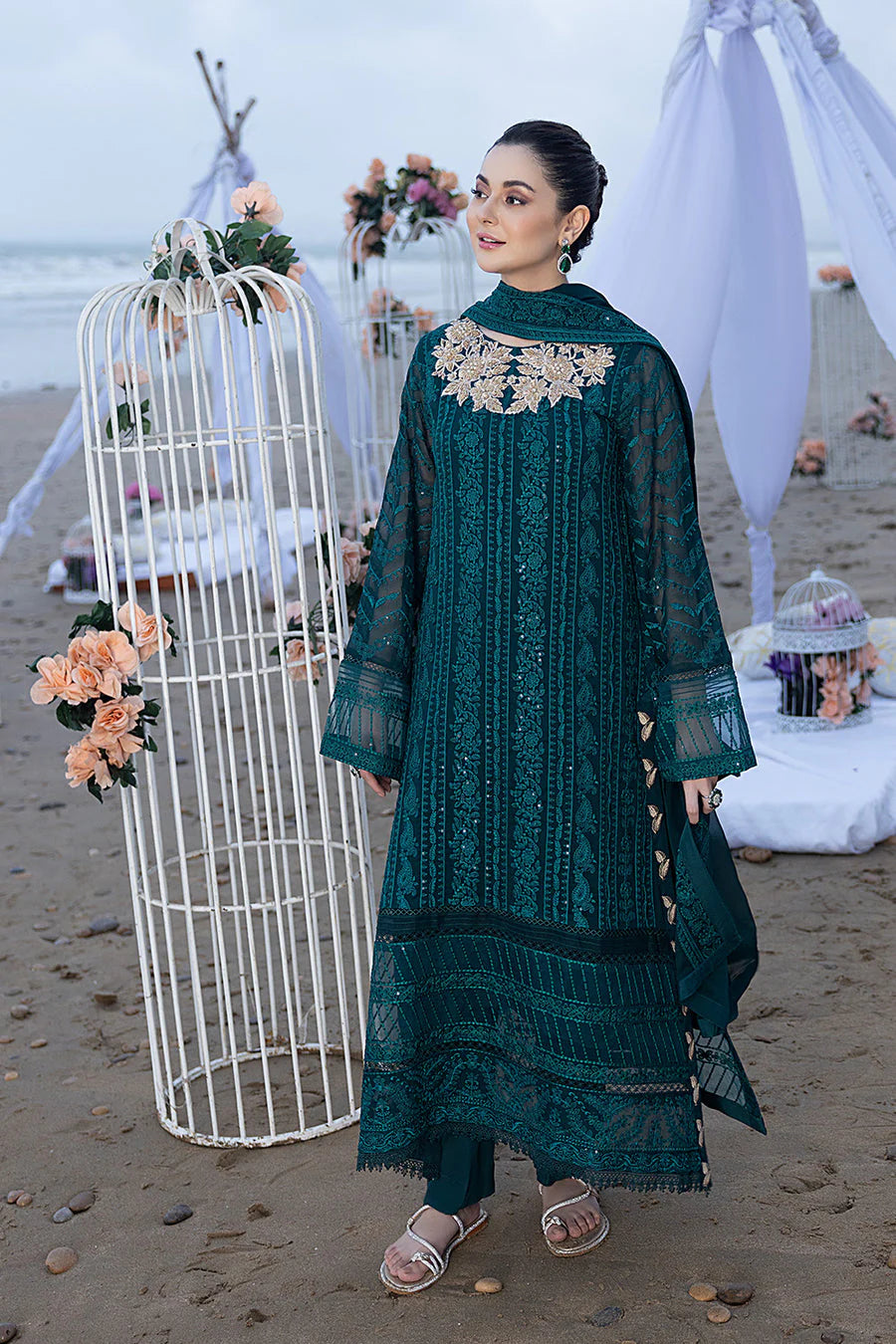 Mohagni - Summer 3PC Lawn Embroidered Suit - VL1402