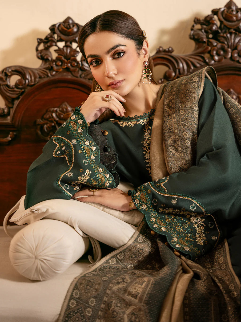 IZEL-3PC LAWN EMBROIDERED SHIRT WITH CHIFFON PRINT Dupatta - VL1253