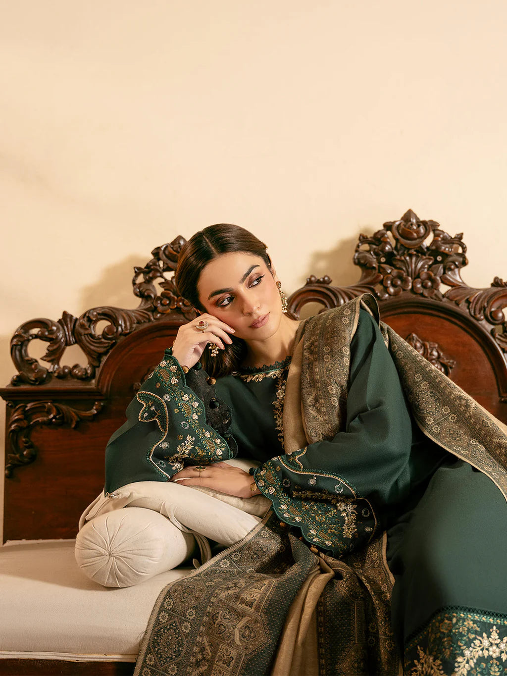 IZEL-3PC LAWN EMBROIDERED SHIRT WITH CHIFFON PRINT Dupatta - VL1253