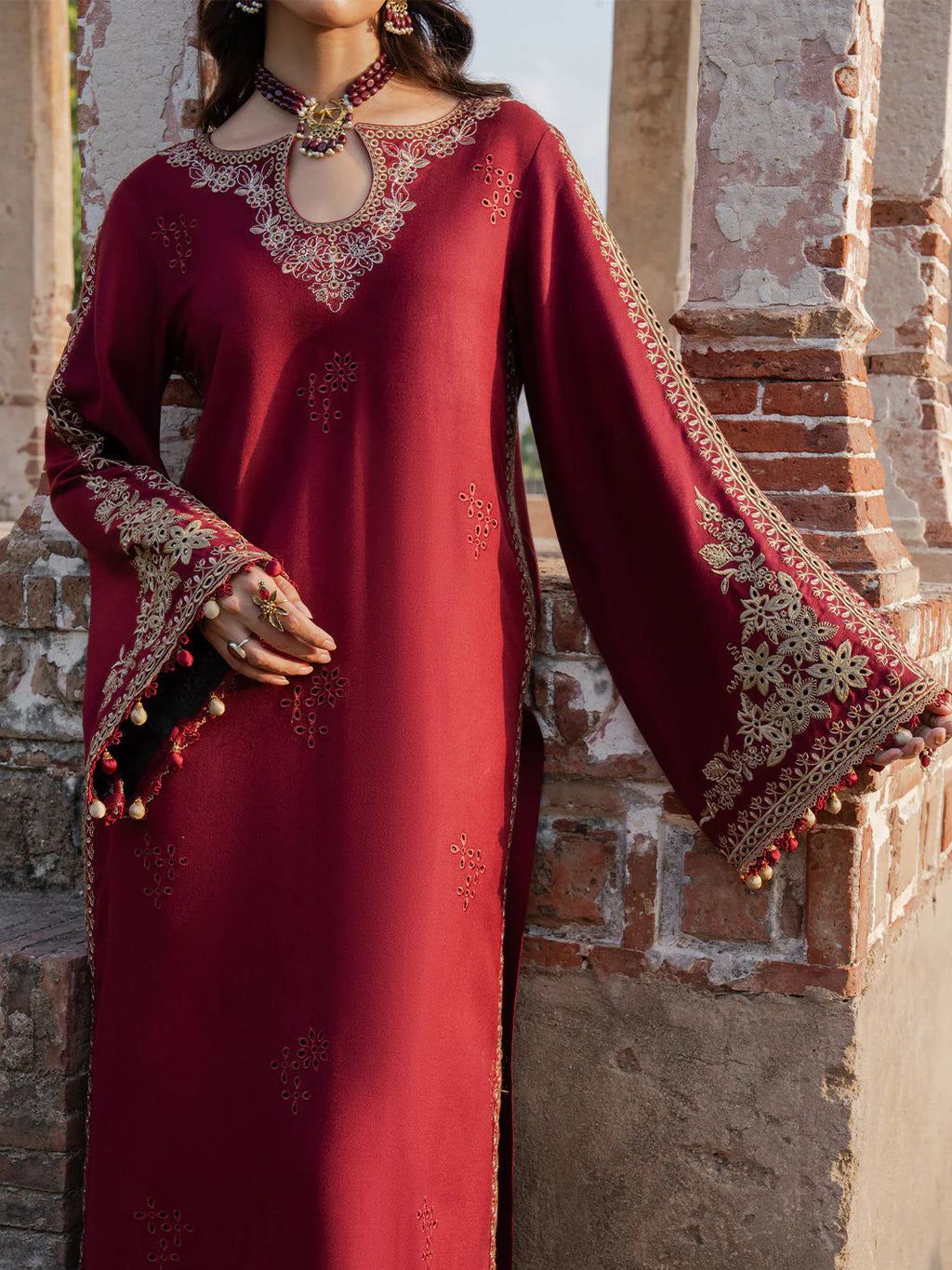 IZEL- DHANAK EMBROIDERED SHIRT WITH WOOL PRINT SHAWL - VL1231