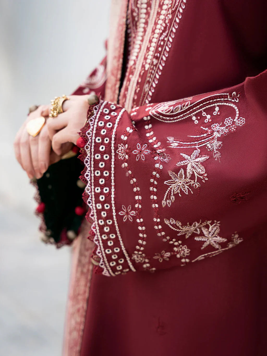 IZEL-3PC DHANAK EMBROIDERED SHIRT WITH COURTRAI PRINT SHAWL - VL1273