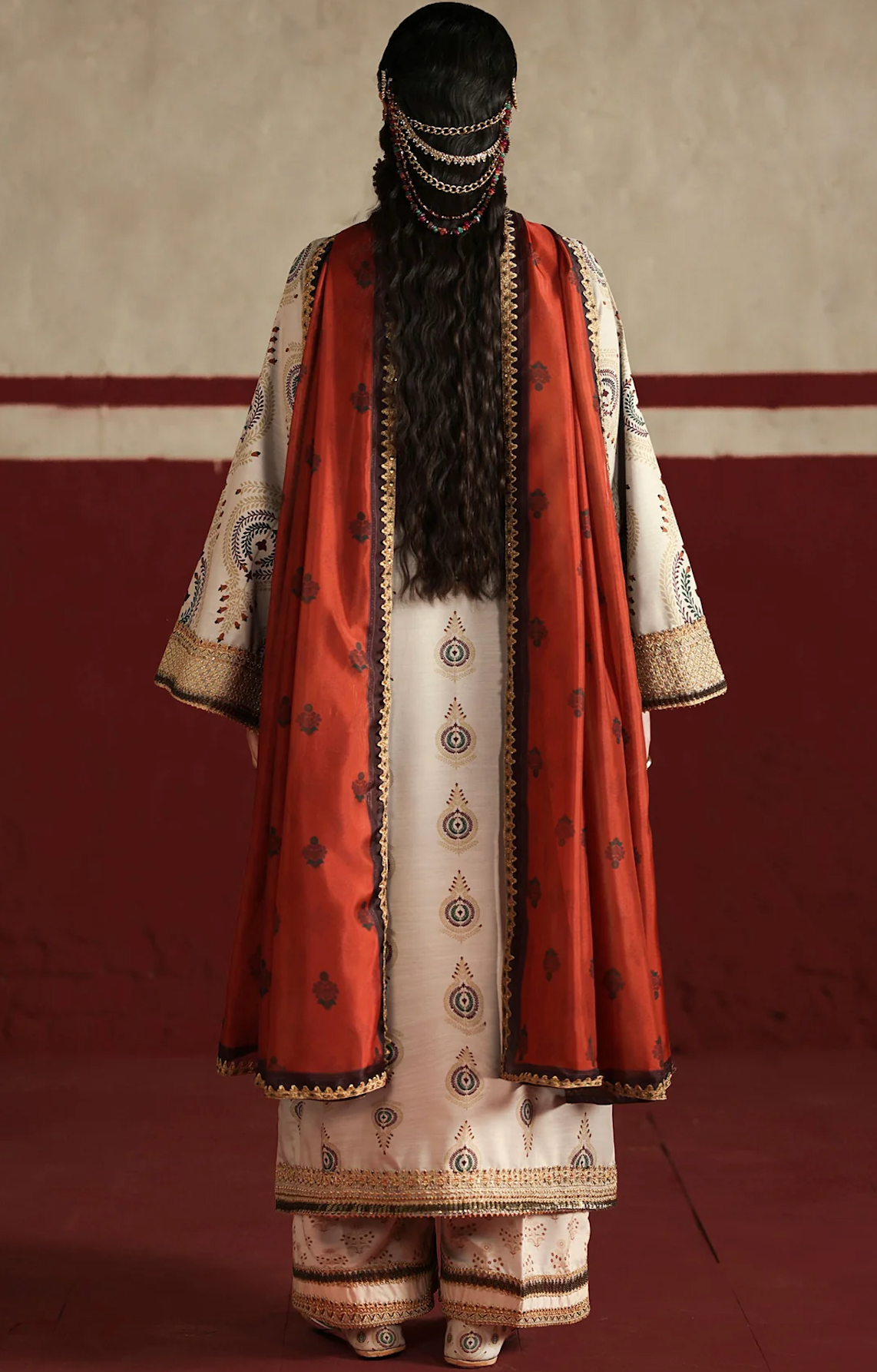 Humjoli - - Unstitched Luxury Lawn Heavy Embroidered 3PC Suit - VL1431