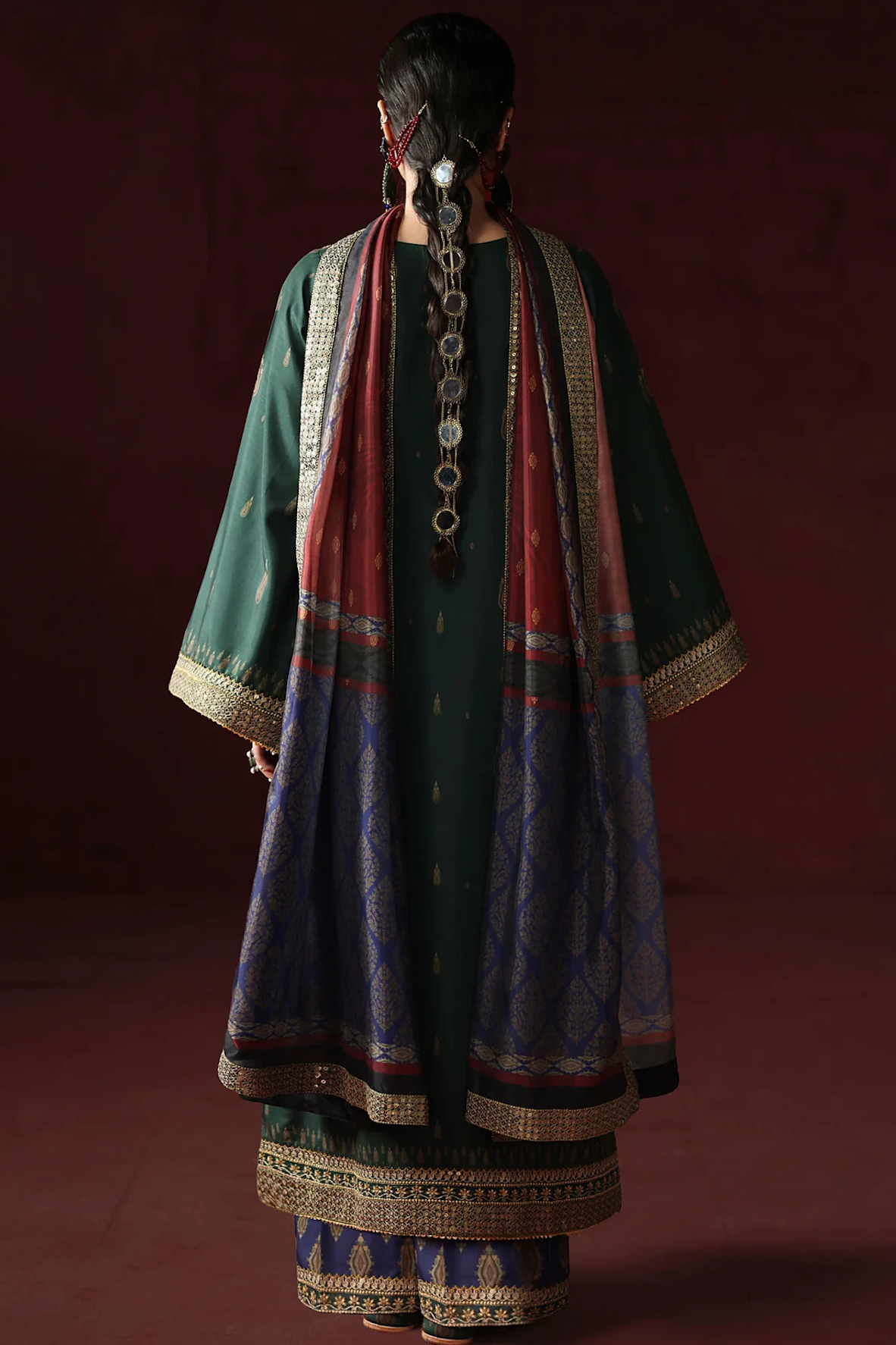 Humjoli - - Unstitched Luxury Lawn Heavy Embroidered 3PC Suit - VL1432