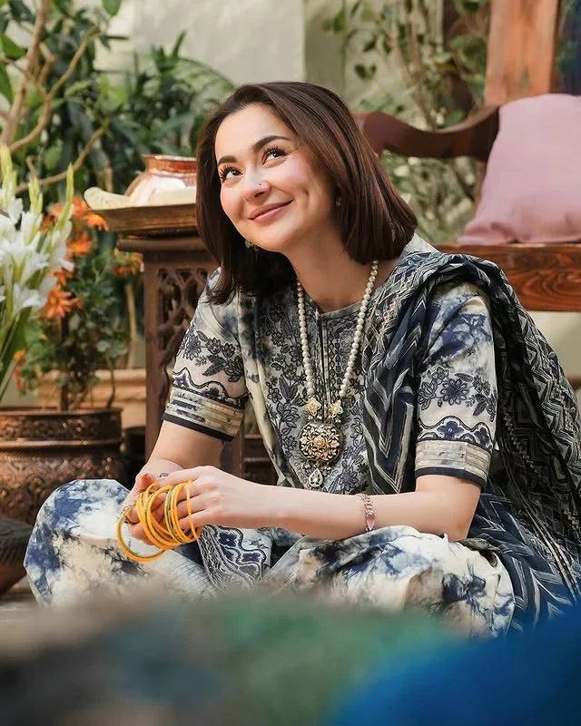 3-Pc Digital Print with  Embroidered pathces Karandi Dppatta - VL1205