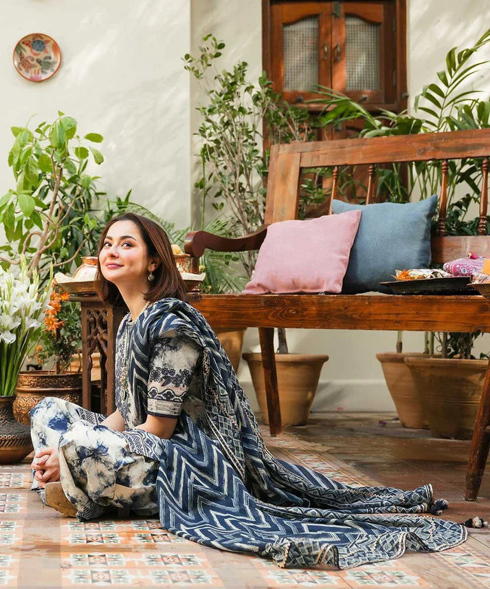 3-Pc Digital Print with  Embroidered pathces Karandi Dppatta - VL1205