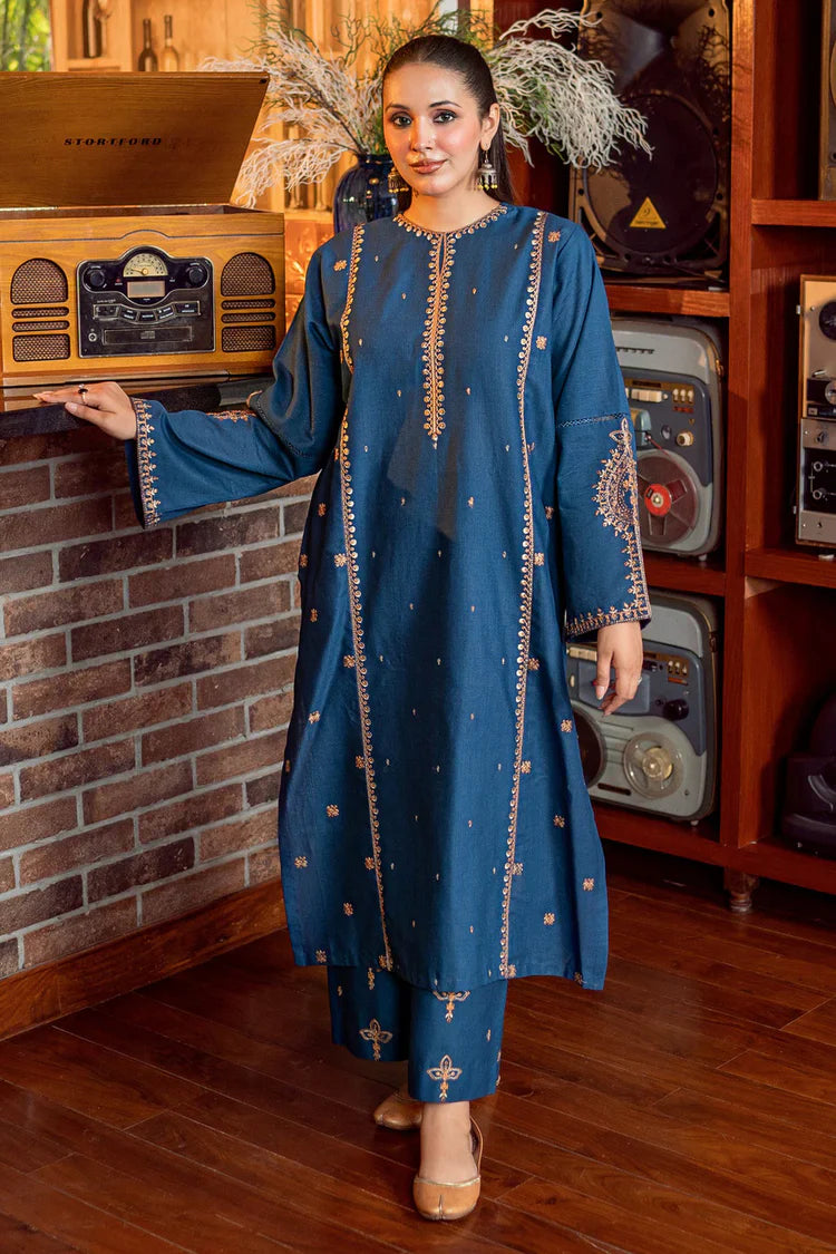 Urge 2Pc Embroidered Lawn Suite With Fully Embroidered trouser VL1290