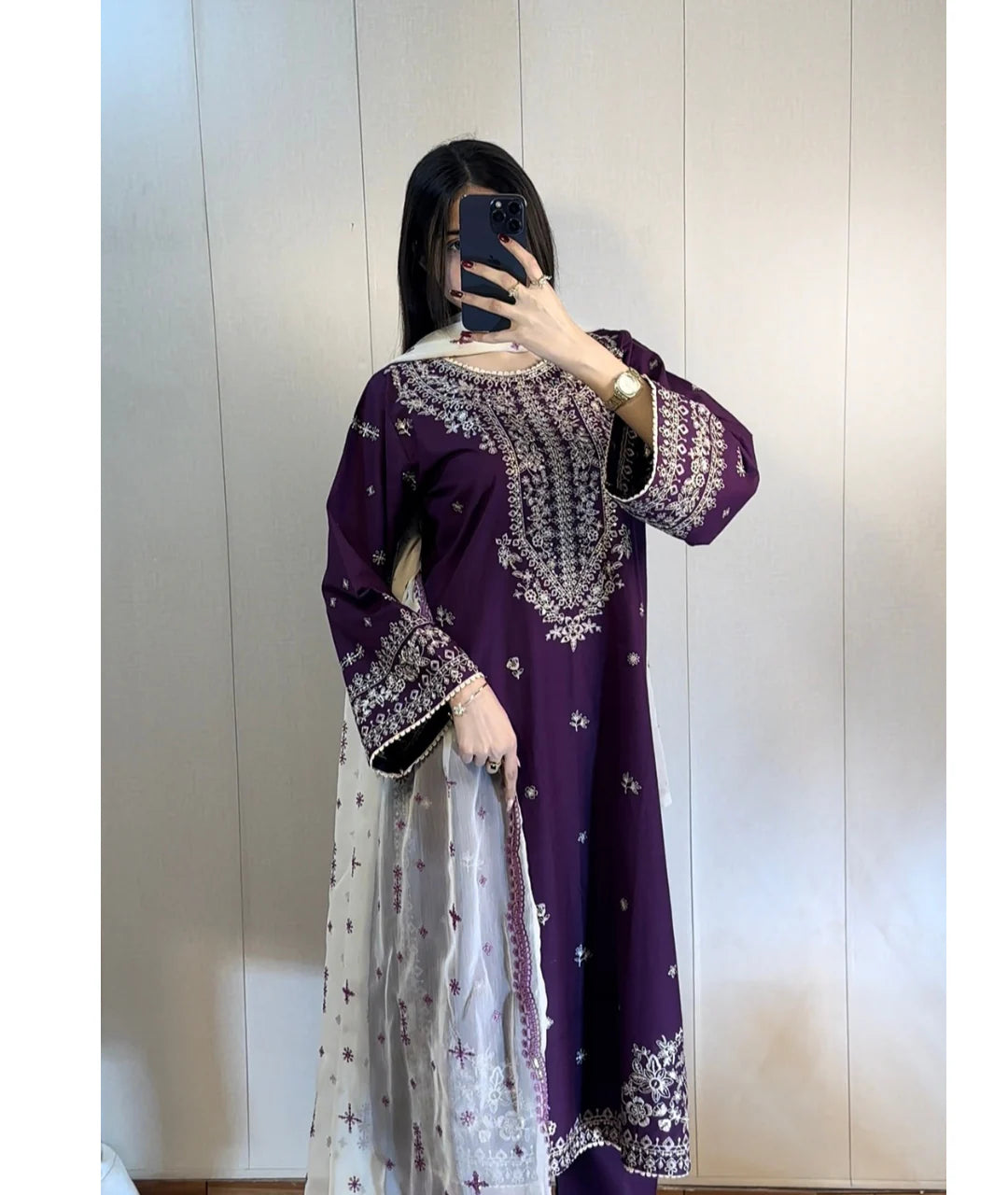 Mohagni - Summer 3PC Lawn Embroidered Suit - VL1405