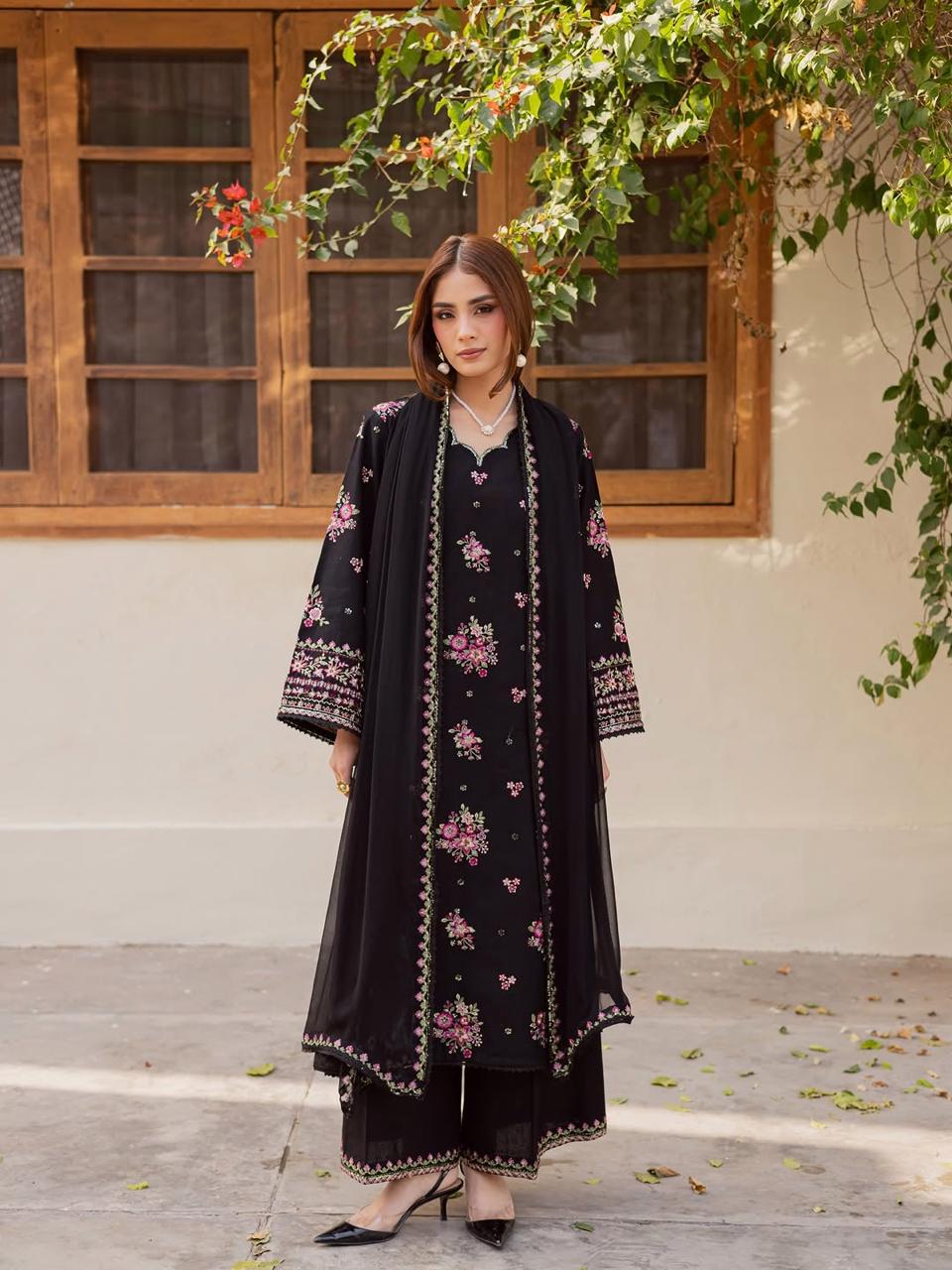 Lawn 3PC Embroidered Suit - VL1281