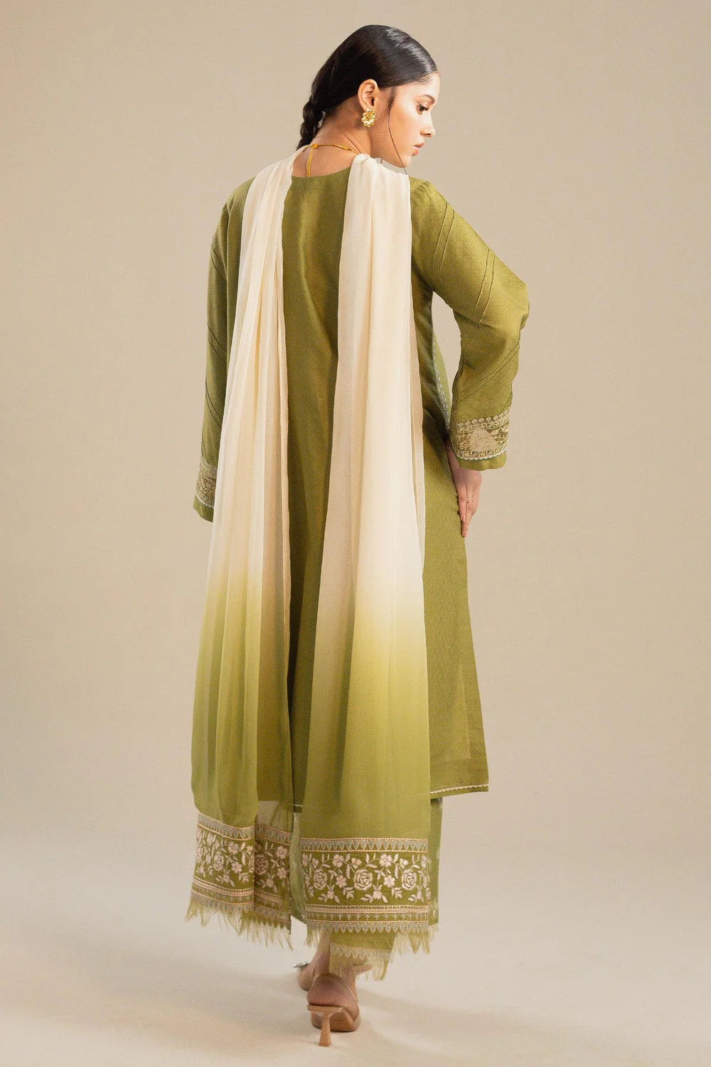 Zara Shahjahan - Embroidered Lawn 3pc with Embroidered Chiffon Dupatta- VL1335