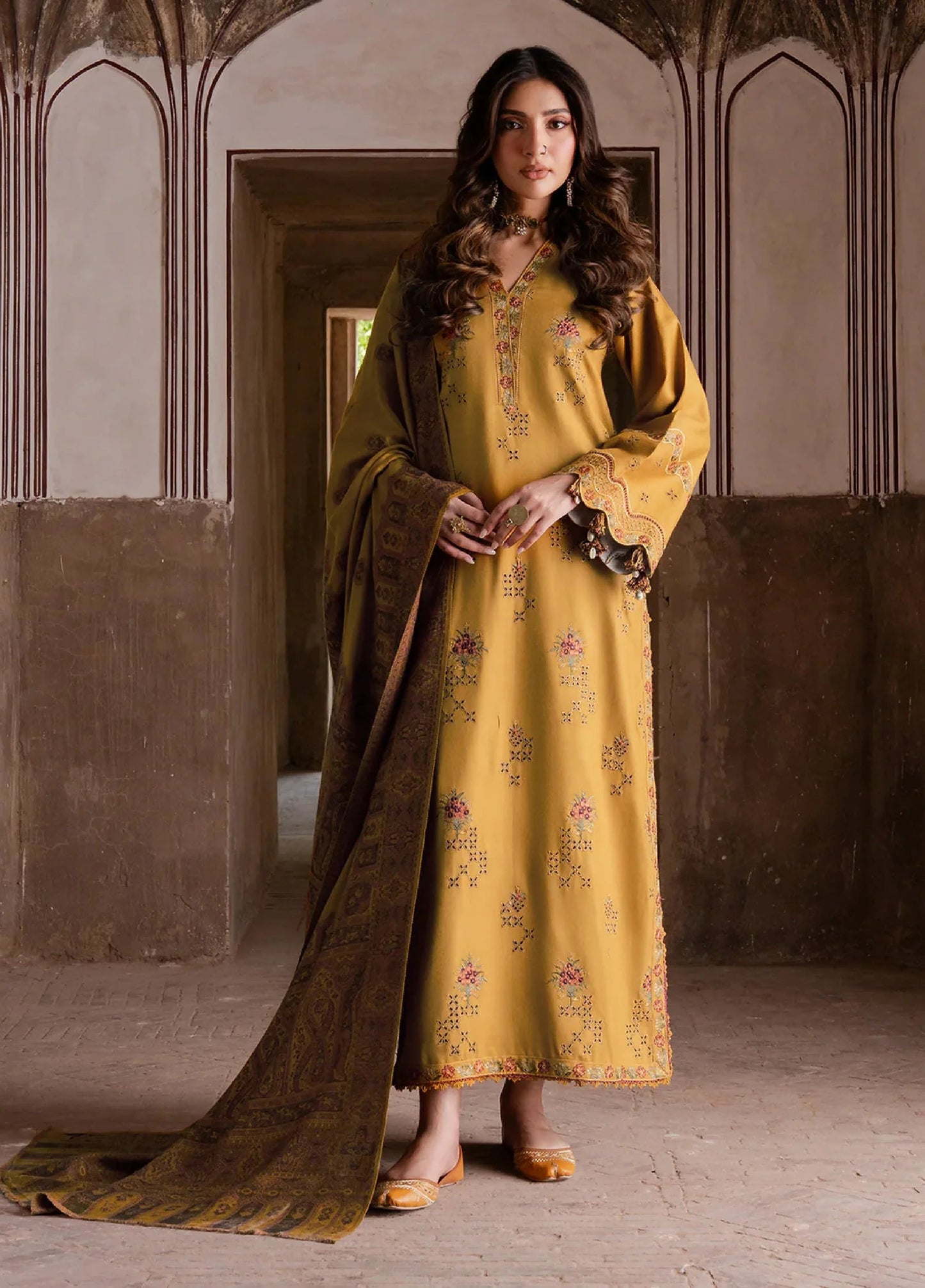 IZEL-3PC DHANAK EMBROIDERED SHIRT WITH COURTRAI WOOL PRINT SHAWL - VL1272