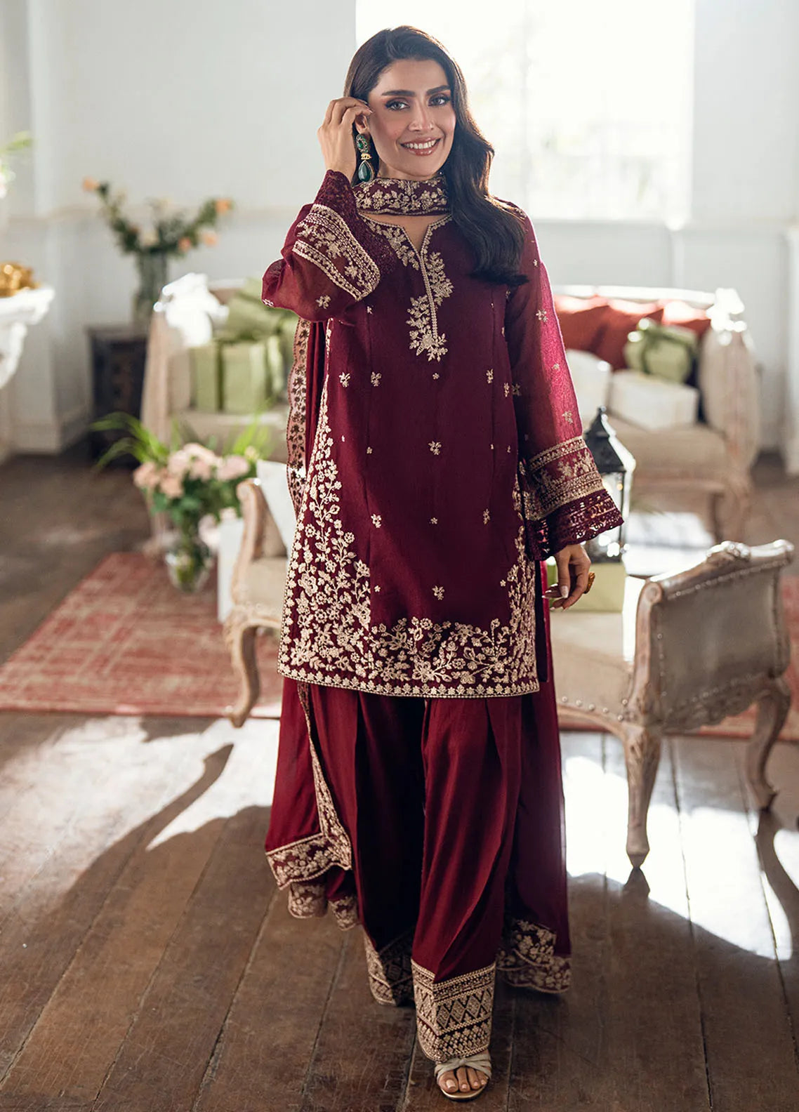 Veezal - 3PC EMBROIDERED LAWN SUIT - Vl1354